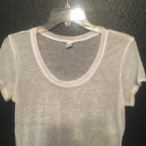 Kirra brand sheer white tee - Picture 2 of 2
